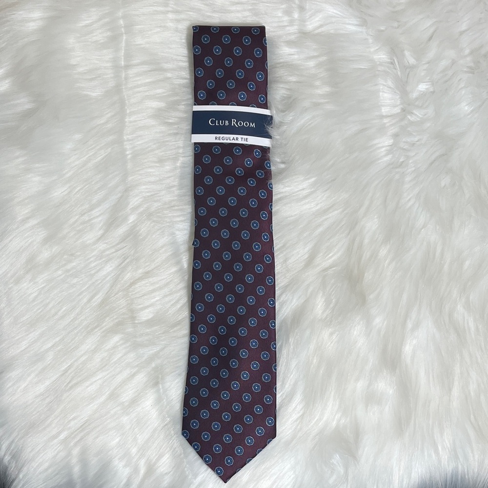 NWT Club Room Burgandy Blue Patterned Tie